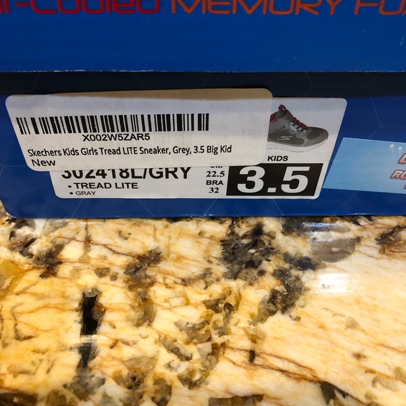 SKECHERS GIRL'S TREAD LITE SNEAKER - Picture 5 of 6